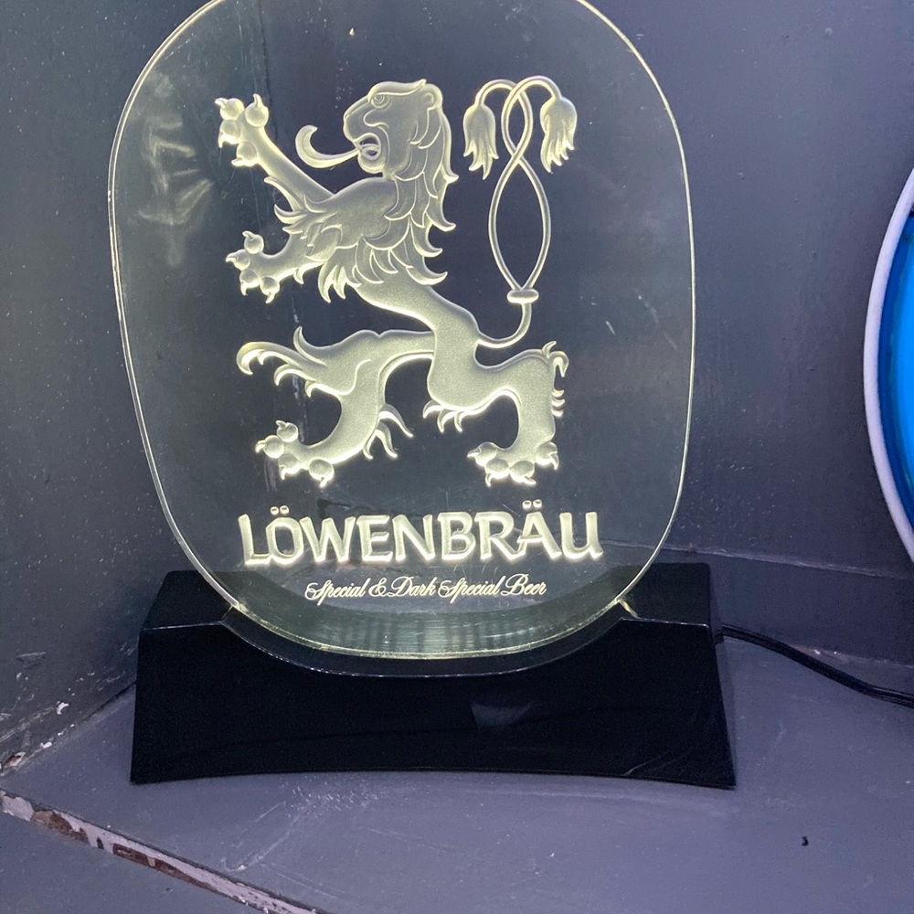 Vintage 1979 Lowenbrau light up bar sign.